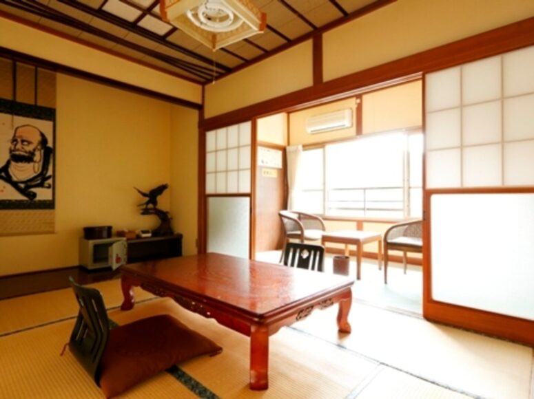 温泉旅館 芝川苑