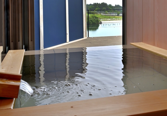 GlampingArea水と風と月