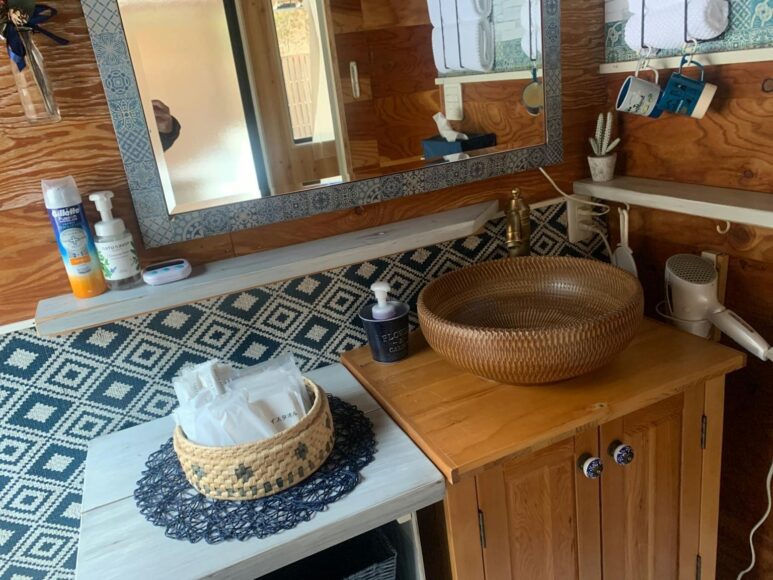 AKAYA GLAMPING HOUSE