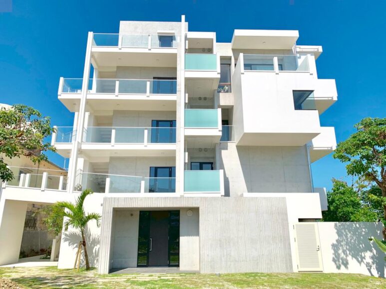 CONDOMINIUM 紅－BIN－