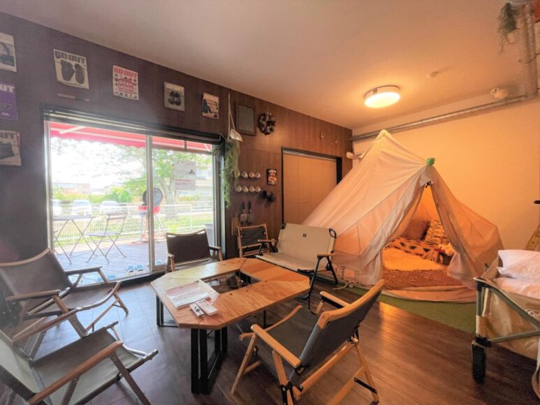 365 BASE outdoor hostel