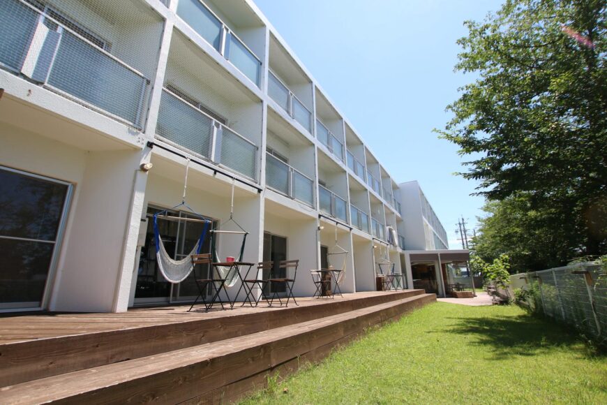 365 BASE outdoor hostel