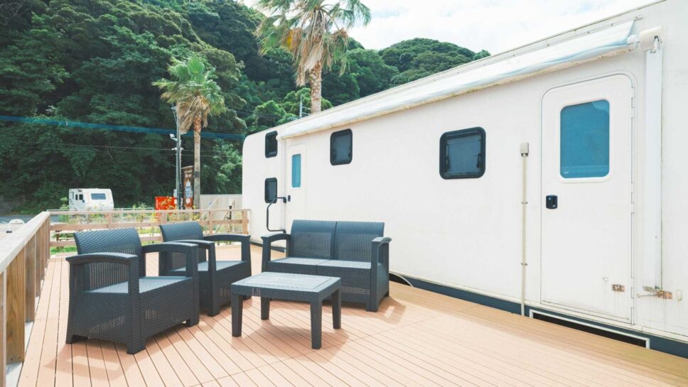 THE TRAILERHOUSE VILLAGE 呼子 SEASIDE