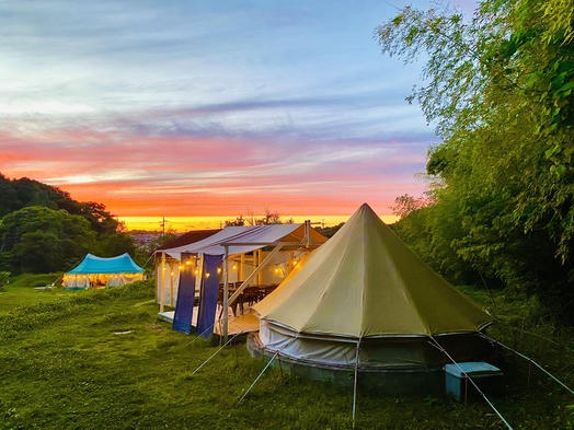 CAMP LOVE