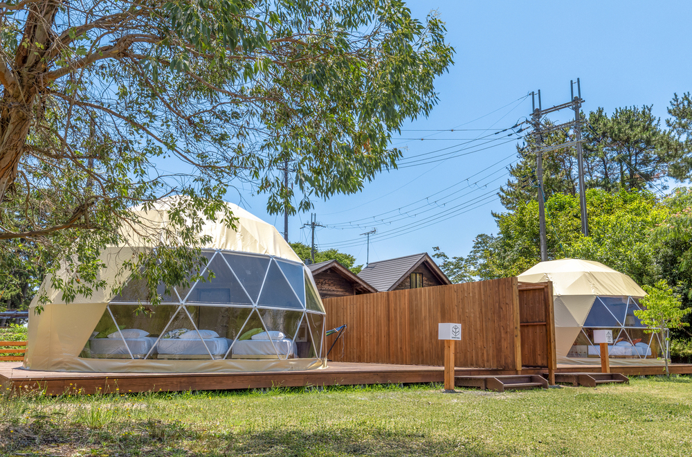 キャンプシーズンセール‼️　グランピングに‼️ 正規品 グランピングテント | グランピング用品 ドームテントの販売