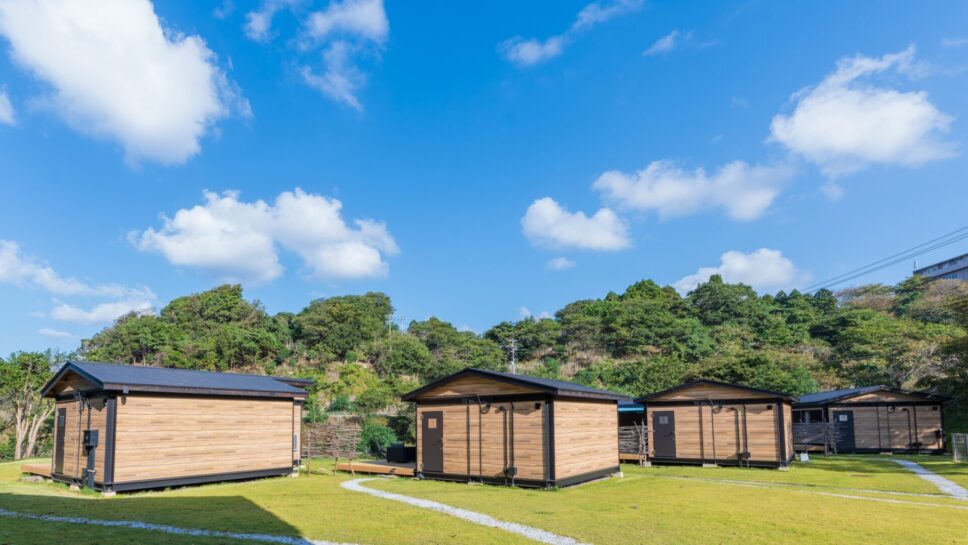 slow glamping 風と海と