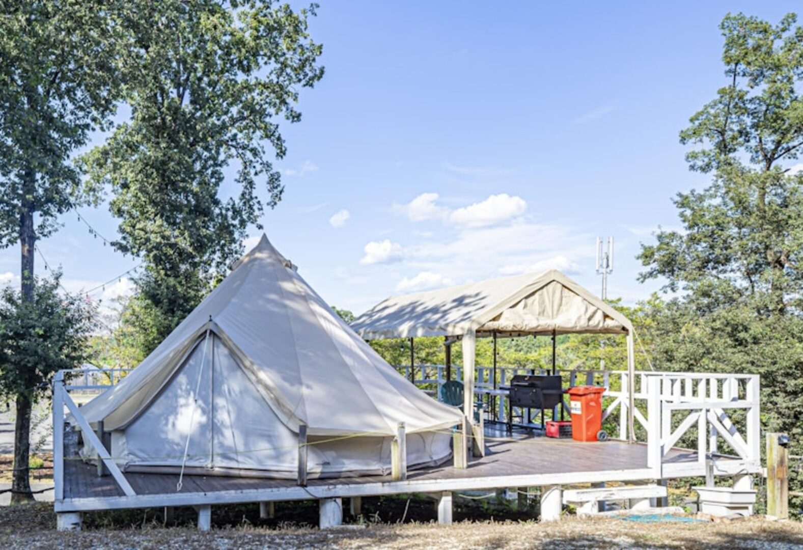 58 RUSTIC CAMP の画像2